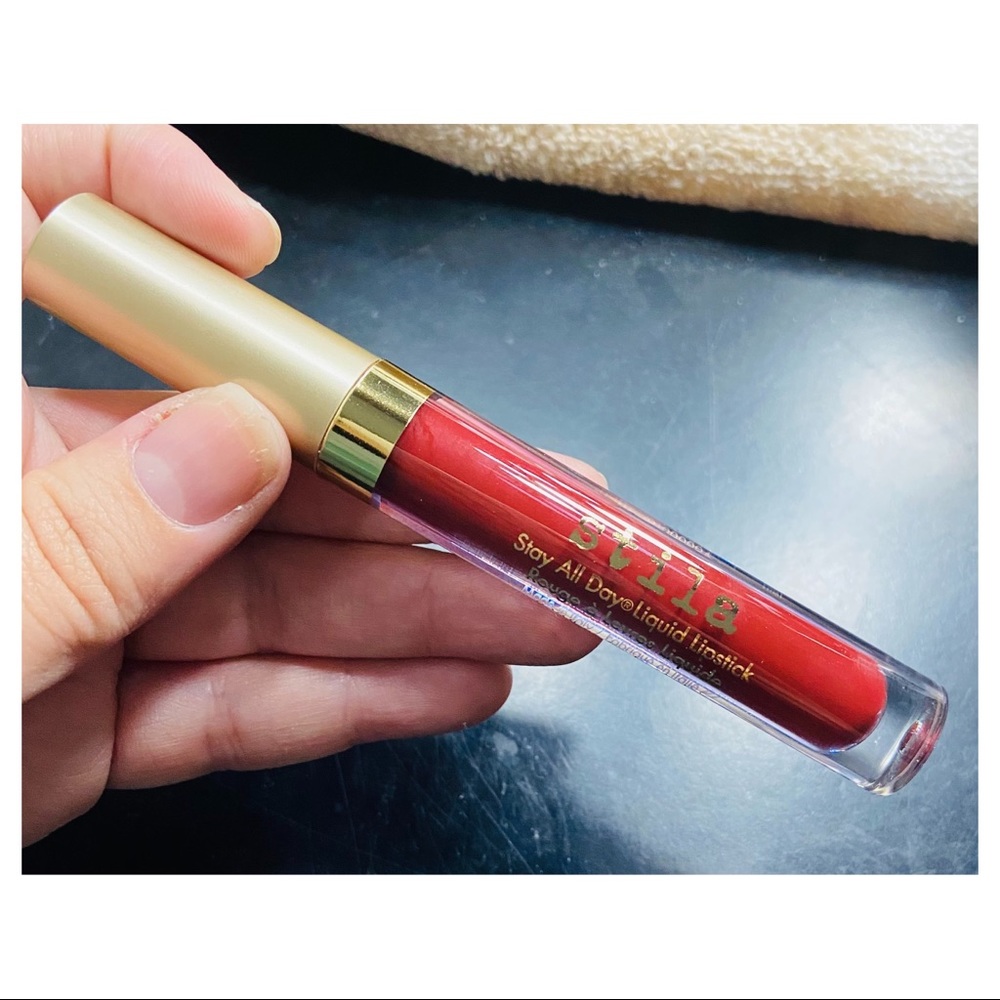 Stila - Stay All Day Liquid Lipstick in Rubino